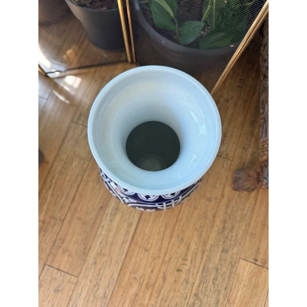 Z Gallerie Indigo Blue Clover Ceramic Vase 20.5